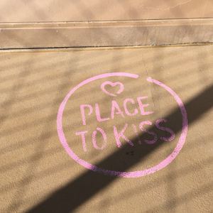 人妖鸡巴操人妖屁眼视频
